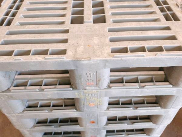 Plastic euro pallets - Main image