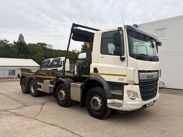 DAF CF370 HOOK LOADER 8X4 2015 - Main image