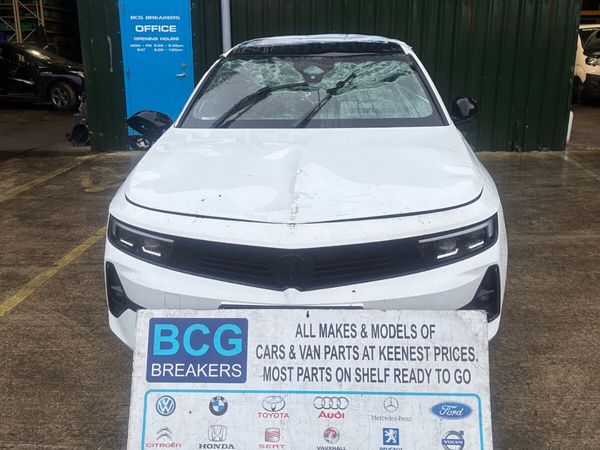 2025 opel vauxhall astra parts breaking - Main image