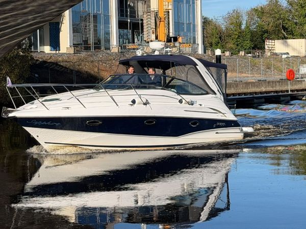 Doral Intrigue 32 sports cruiser twin D4 300hp - Main image