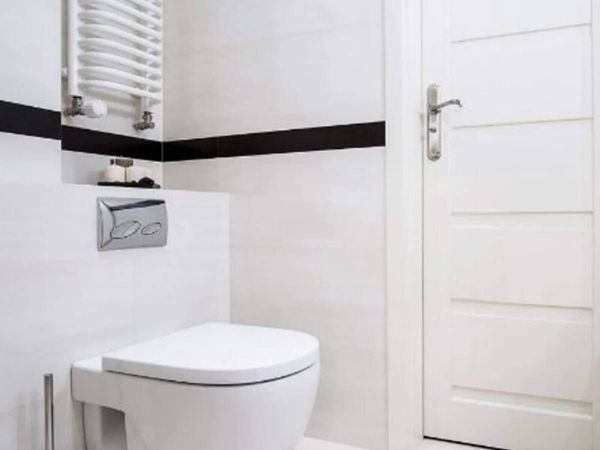 Soft Close Toilet Seat with Quiet Closing Lid - Main image