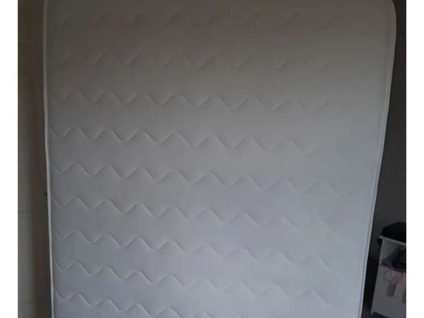Double (4'6" x 6'3") Bonnell Spring Mattress, - Main image