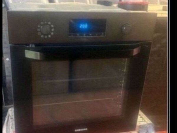 Single Samsung oven - Main image