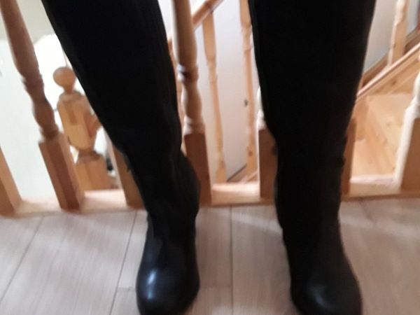 Ladies long brand new high heeled boots size 8 - Main image