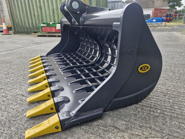 Heavy duty rake/riddle buckets. Try the best! - Main image