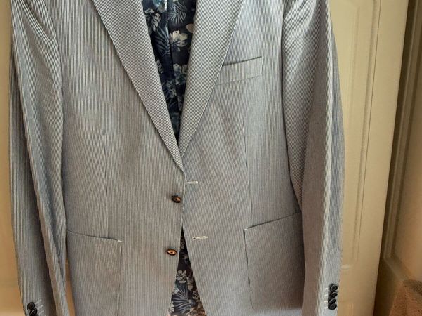 Clothing - Main image