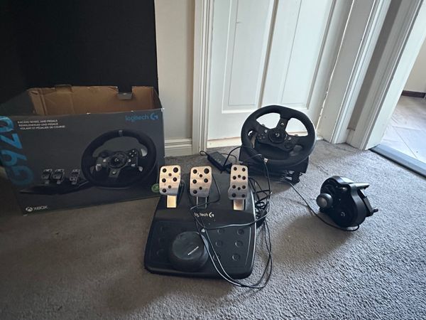 Racing Wheel and pedals G920 - Main image
