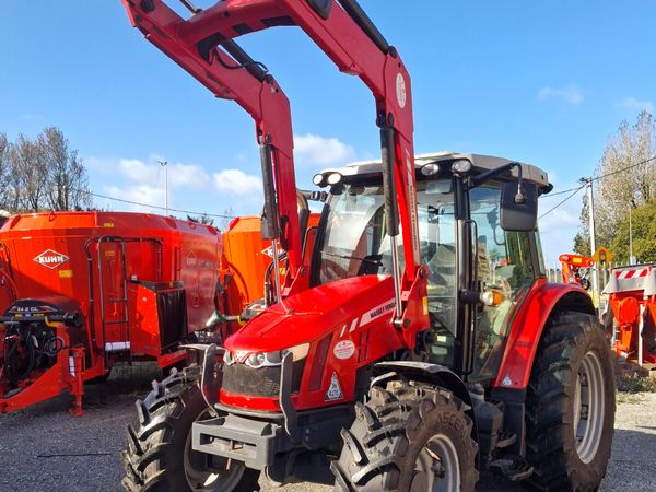 Massey Ferguson 5610 - Main image