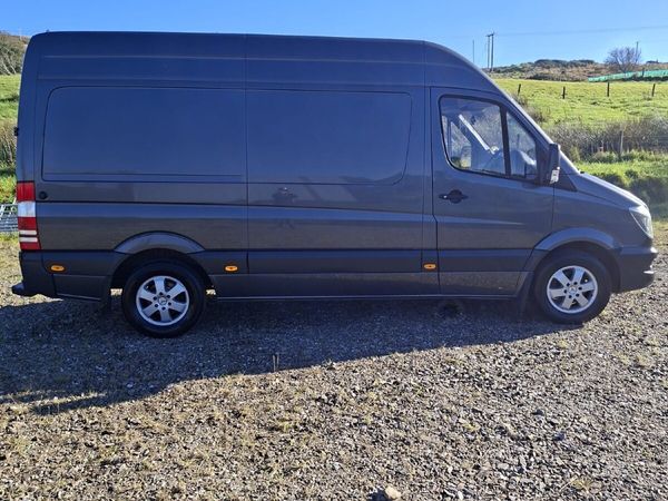 Mercedes-Benz Sprinter 2015 - Main image