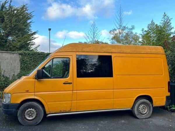 Self-converted 2002 Volkswagen LT35 for sale - Main image