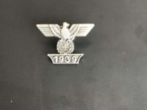 WW2 German Eagle and Cross uniform badge - Main image