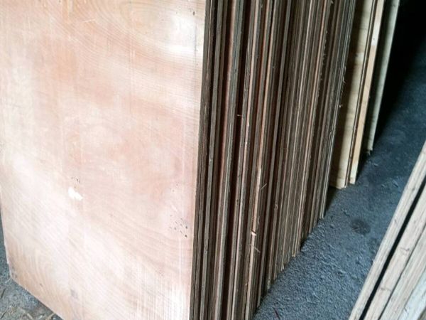 Used plywood - Main image