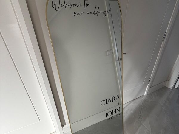 Wedding Welcome Mirror - Main image