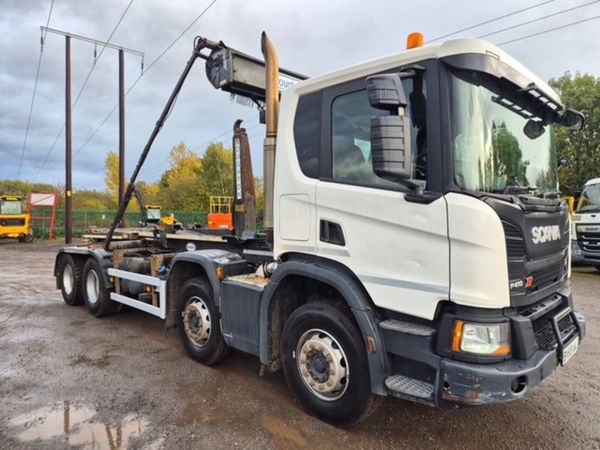 2019 (69) SCANIA P410 XT 8X4 HOOKLOADER - Main image