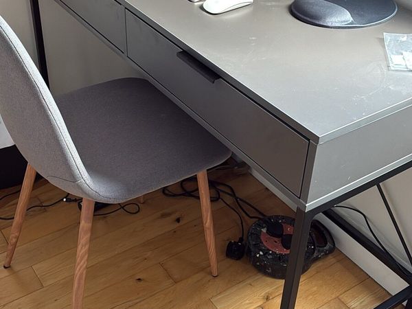 Desk - Main image