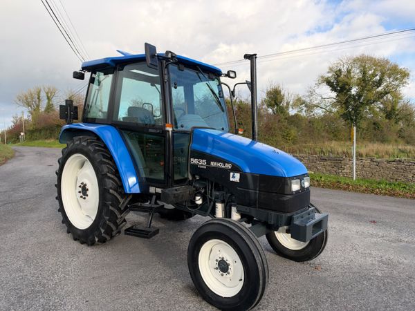 1997 New Holland 5635 2wd - Main image