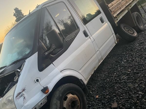 Ford transit pickup breaking - Main image