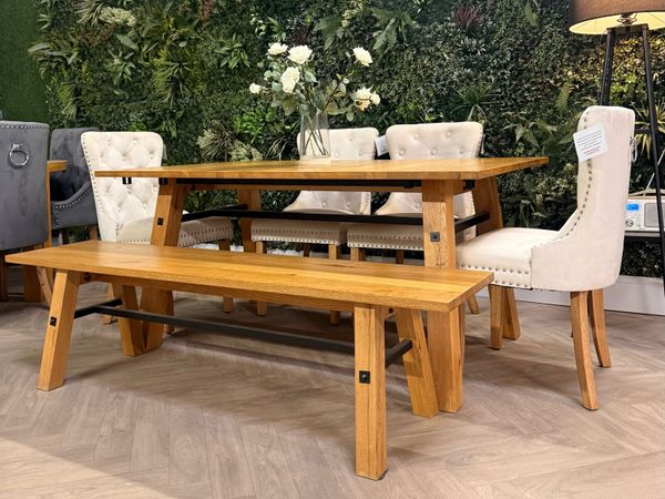 Solid oak dining table, 4 chairs & bench (Ex-displ - Main image