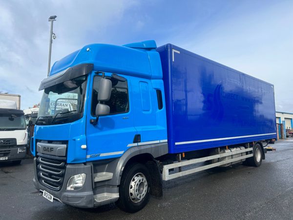 2021 Daf cf 260 18 ton box with tail lift - Main image