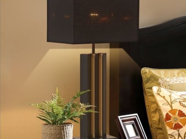 Blacksod Lamp - Main image