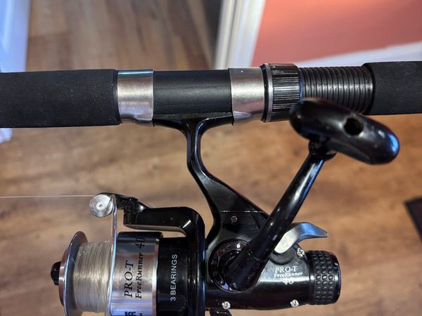 9ft Fishing Rod & Full Bait Box - Main image
