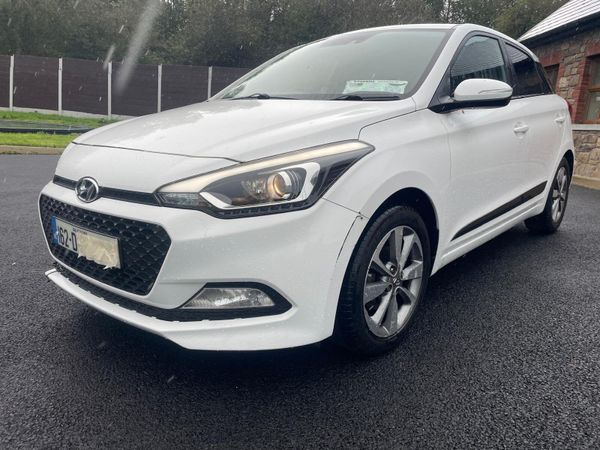 Hyundai i20 Premium 1.2 (Damaged reparable) - Main image