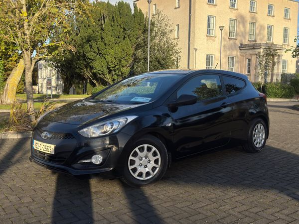 Hyundai i30 2013 1.4 CRDi doe 3/27 tax 6/27 - Main image