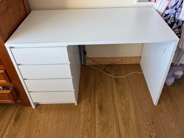 desk/vanity table - Main image