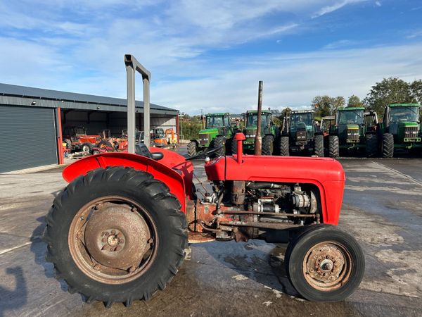 Massey Ferguson 35x - Main image