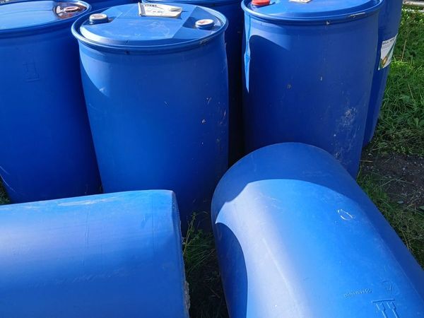 Blue barrells - Main image
