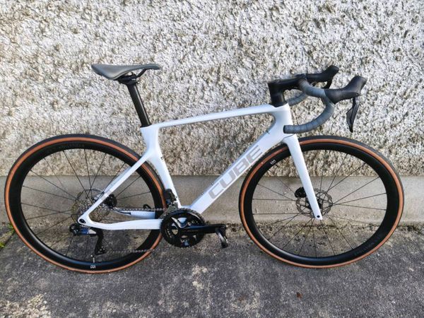 Cube Agree C:62 carbon Di2 - Main image