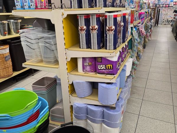 Shop shelving - Main image