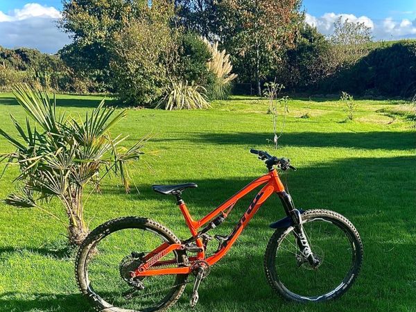 Kona Process 134 SE Full Suspension Mountain Bike - Main image