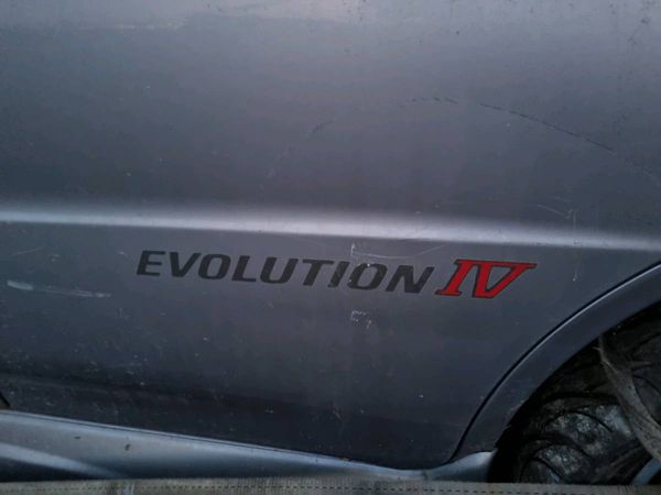 EVO 4 SHELL - GOLF & A8 ALLOYS - FEW EXTRAS - Main image