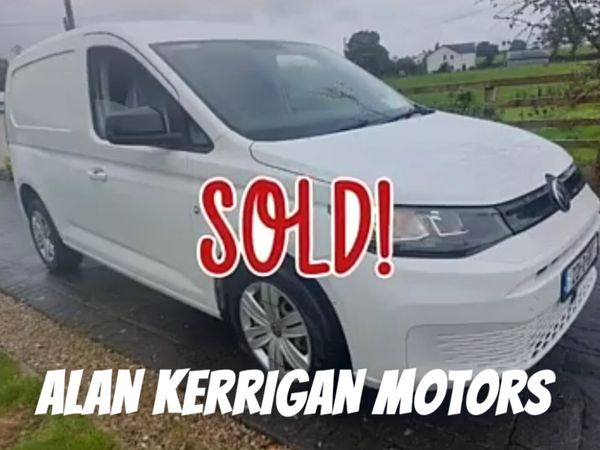 VW CADDY 2022' 102 BHP / M6F - Main image