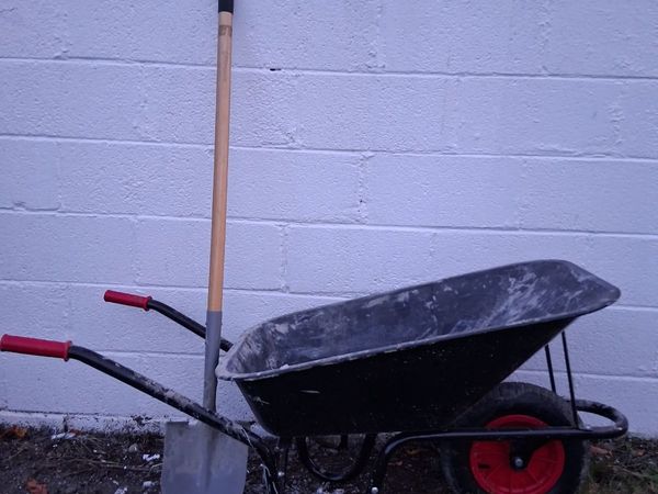 BUILDERS SHOVEL ( NEW) - Main image