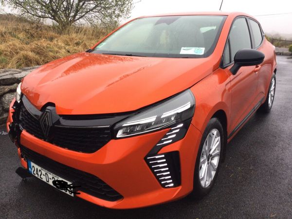2024 Clio - Main image