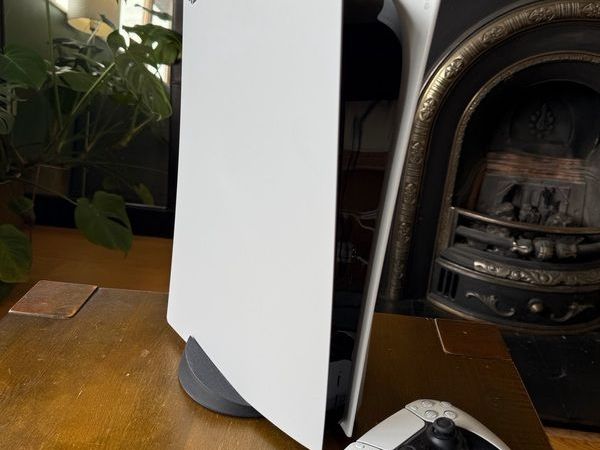 PS5 Disc Version Firmware 12.40 - Main image