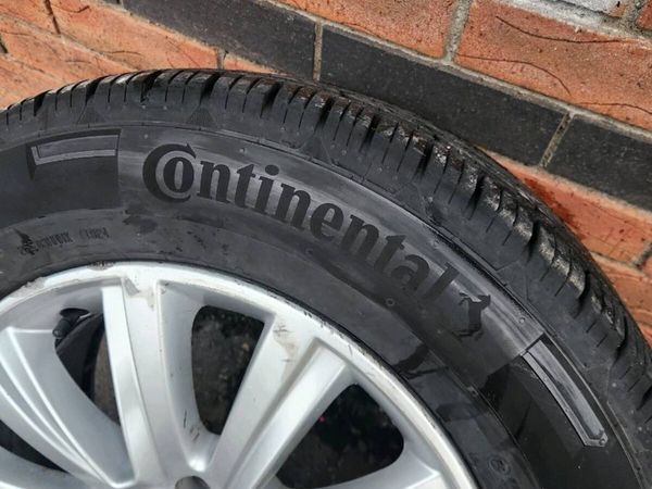 Alloys and tires 255 65 18 Continental - Main image