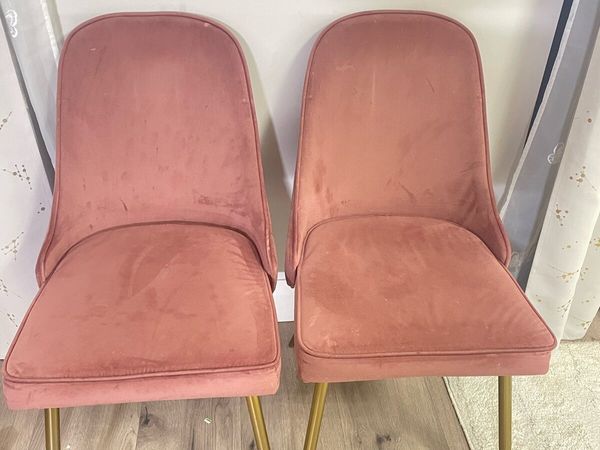 Blush pink chairs - Main image