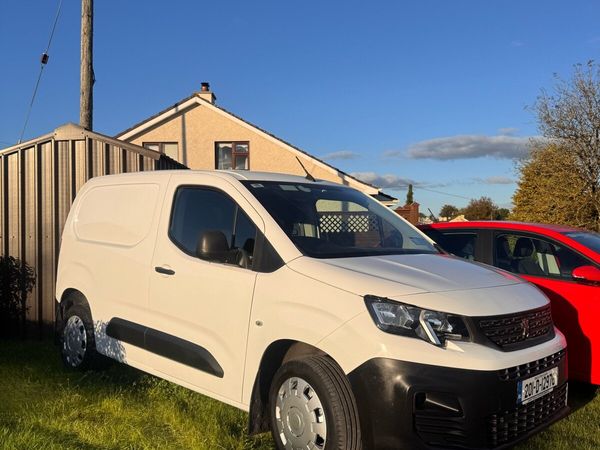 💥201 Peugeot Partner-Reconditioned engine💥 - Main image