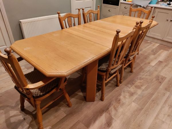Table chairs - Main image