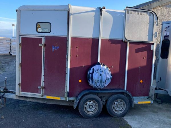 I for Williams HB510 horsebox - Main image