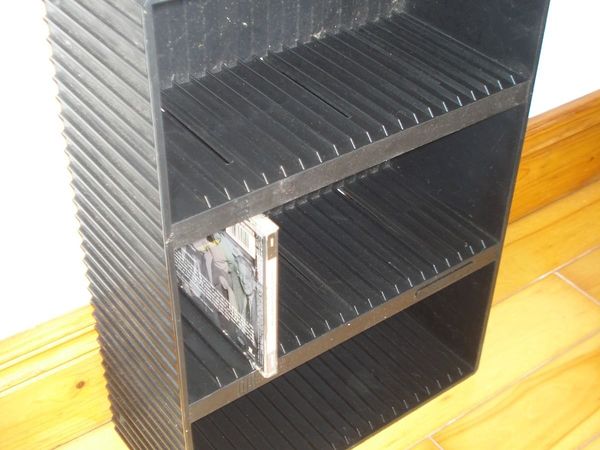 CD STORAGE RACK  AND  HOLDERS. - Main image