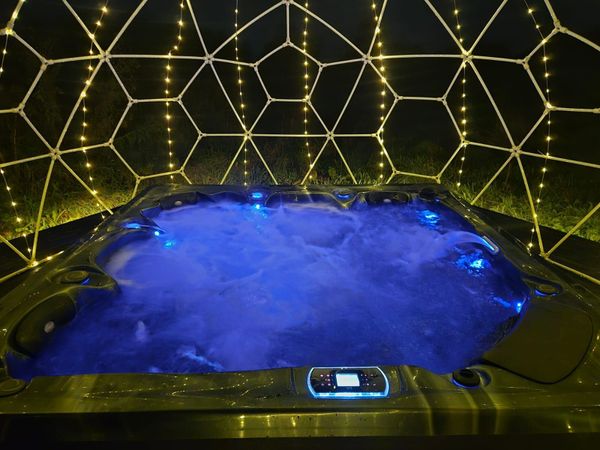Hot Tub Spatec 850B Shadow Black + Wifi/Bluetooth - Main image