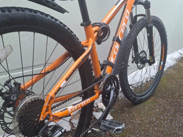 2 Mountain Bikes (Carrera + Black MTB) €350 for 2 - Main image
