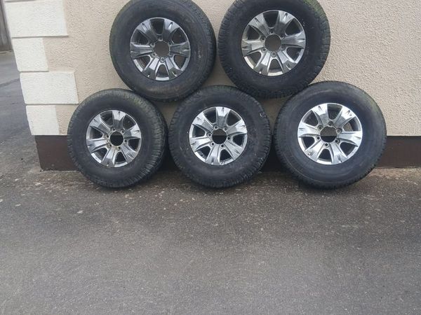 Toyota Hilux Ozark alloy wheel - Main image