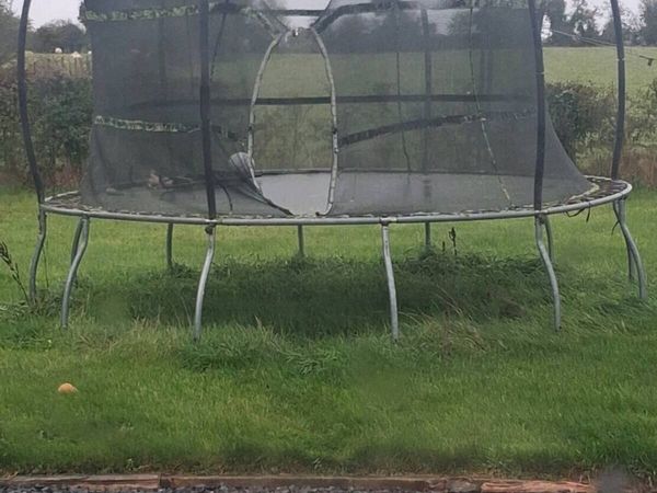 Trampoline - Main image