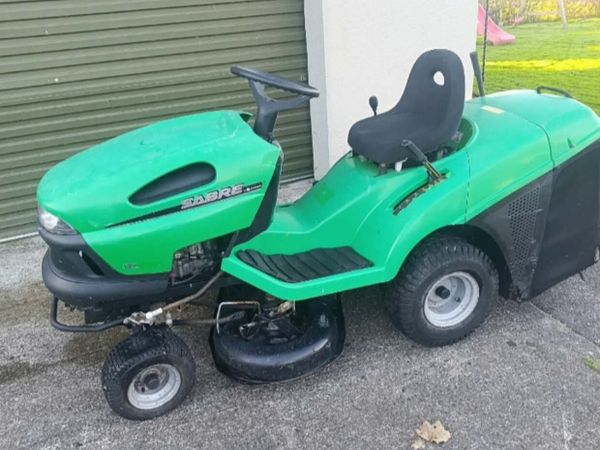 Ride on lawnmower - Main image