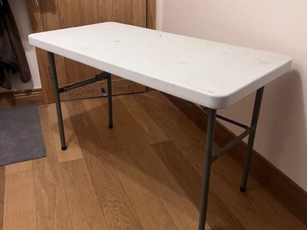 Folding Tables - Main image
